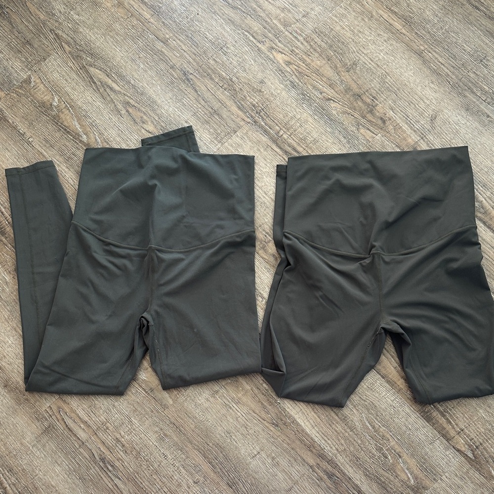 Fabletics Olive High-Waisted Leggings